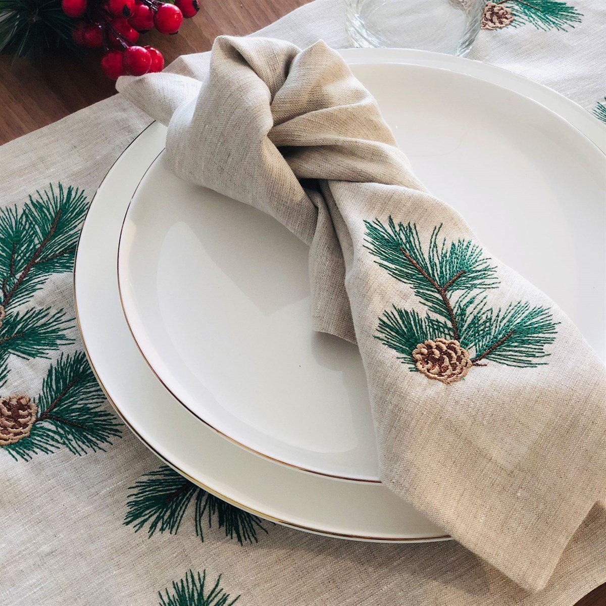 Pine Cone Christmas Napkins - Beige New Year Linen Napkins Set - Holiday Table Decor - Cloth Dinner Napkin Set of 2, 4, 6 - Unique Home Linens