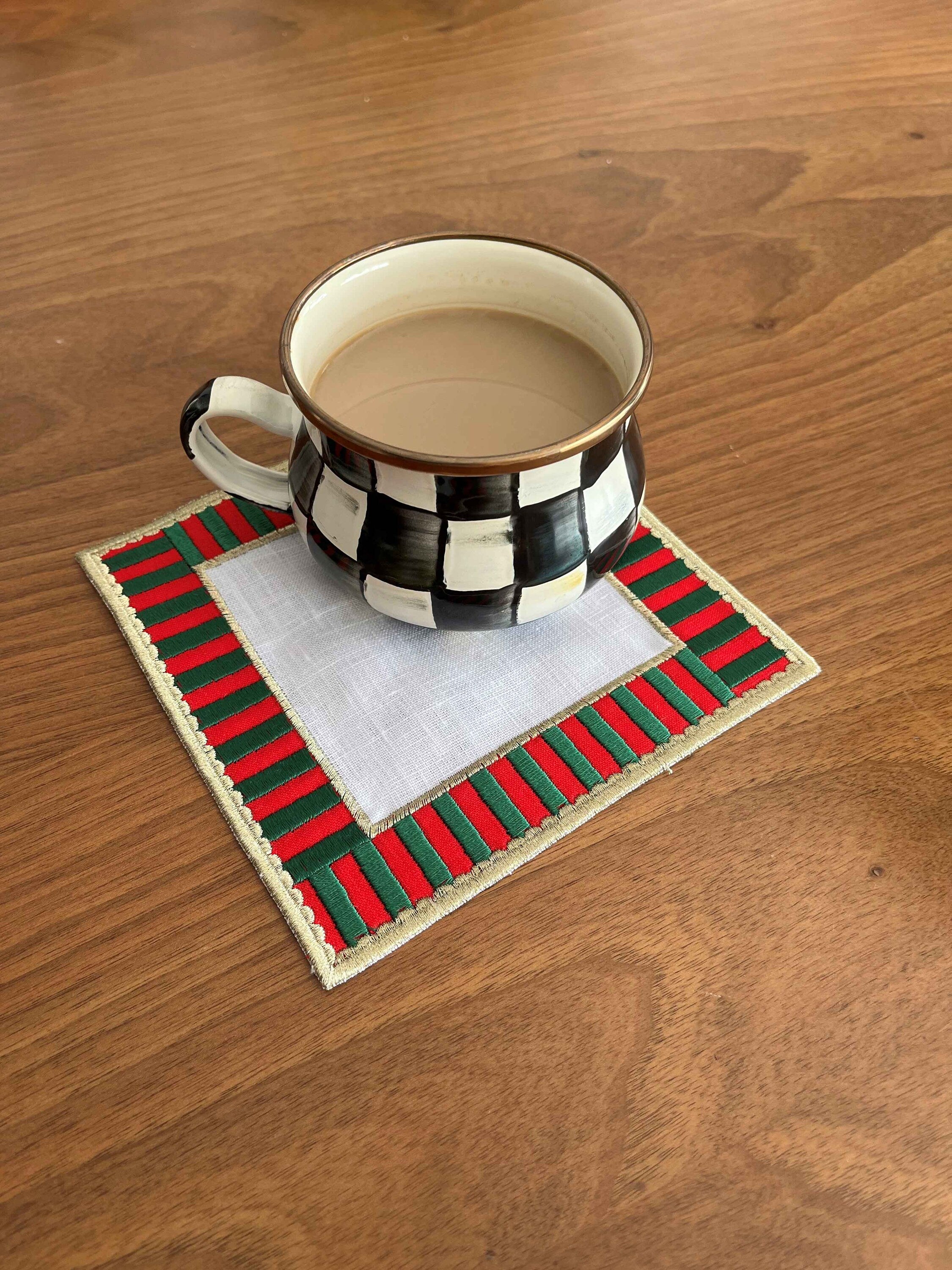 Decorative Christmas Checkers Linen Napkins - Cocktail Napkin Set of 2, 4, 6, 8 - Modern Coffee Presentation - Red & Green Gold Cording