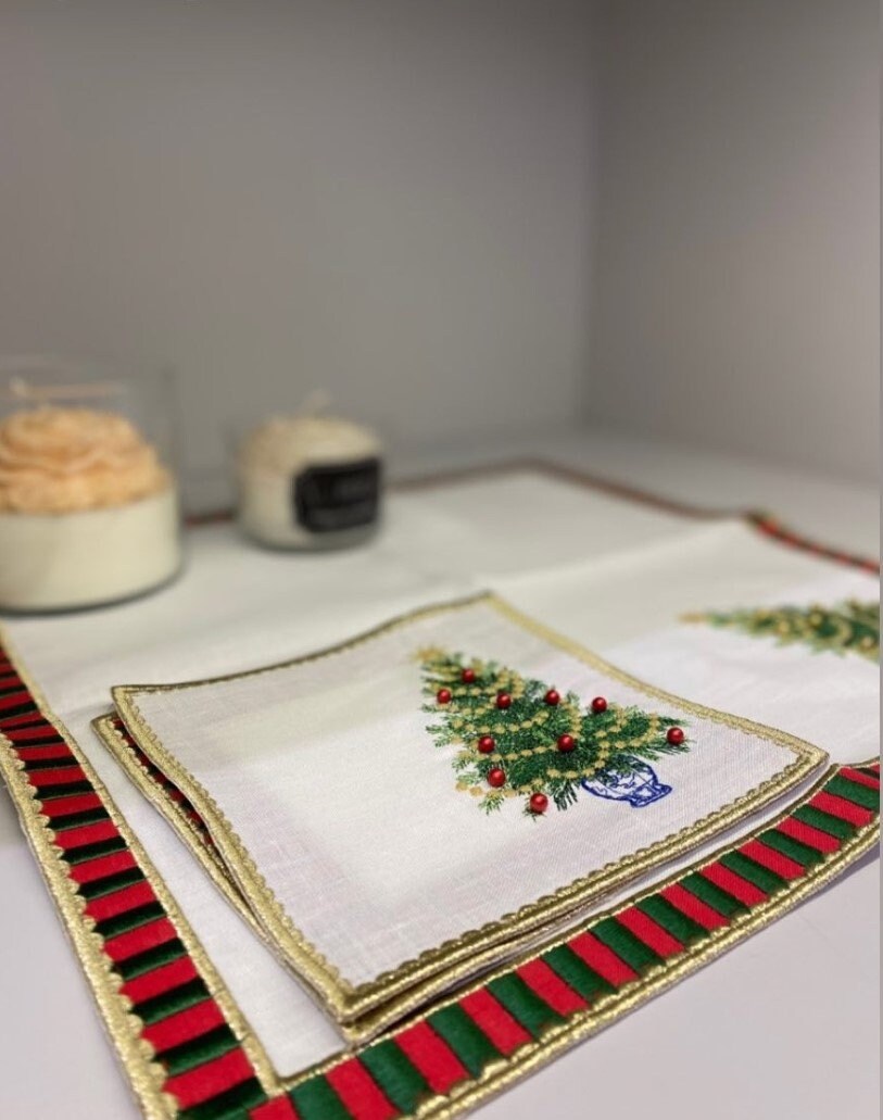 Chirstmas Party Linen Napkins - Nutcrackers Pattern Cocktail Napkins Set of 4