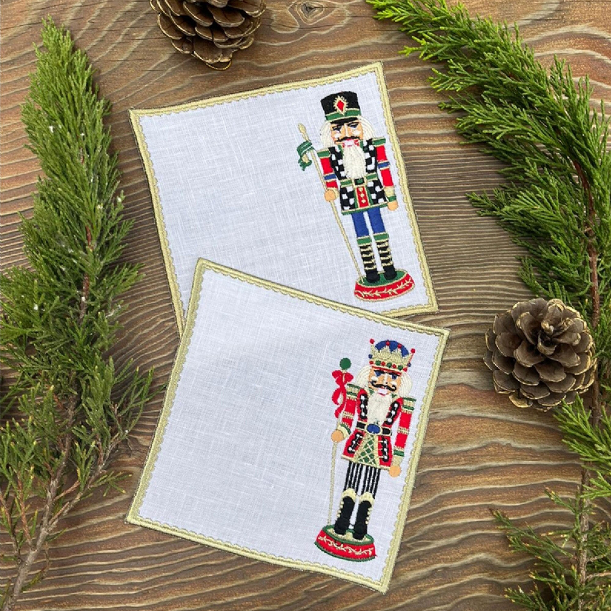 Chirstmas Party Linen Napkins - Nutcrackers Pattern Cocktail Napkins Set of 4