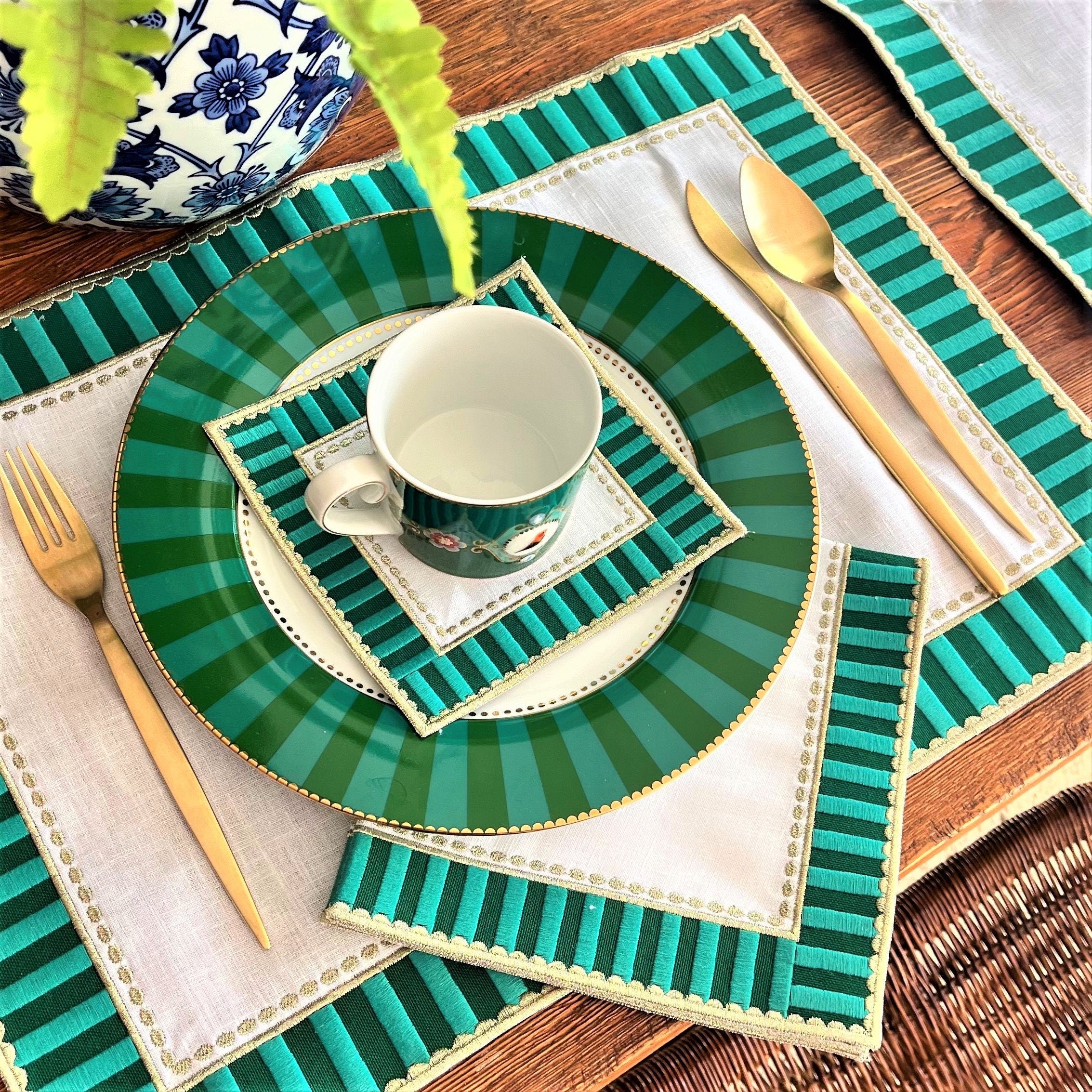 Candy Placemats - Green Checkered Decorative Placemat Set of 4, 6, 8 - Checker Pattern Linen Table Napkins - Gold Detailed Dining Napkins