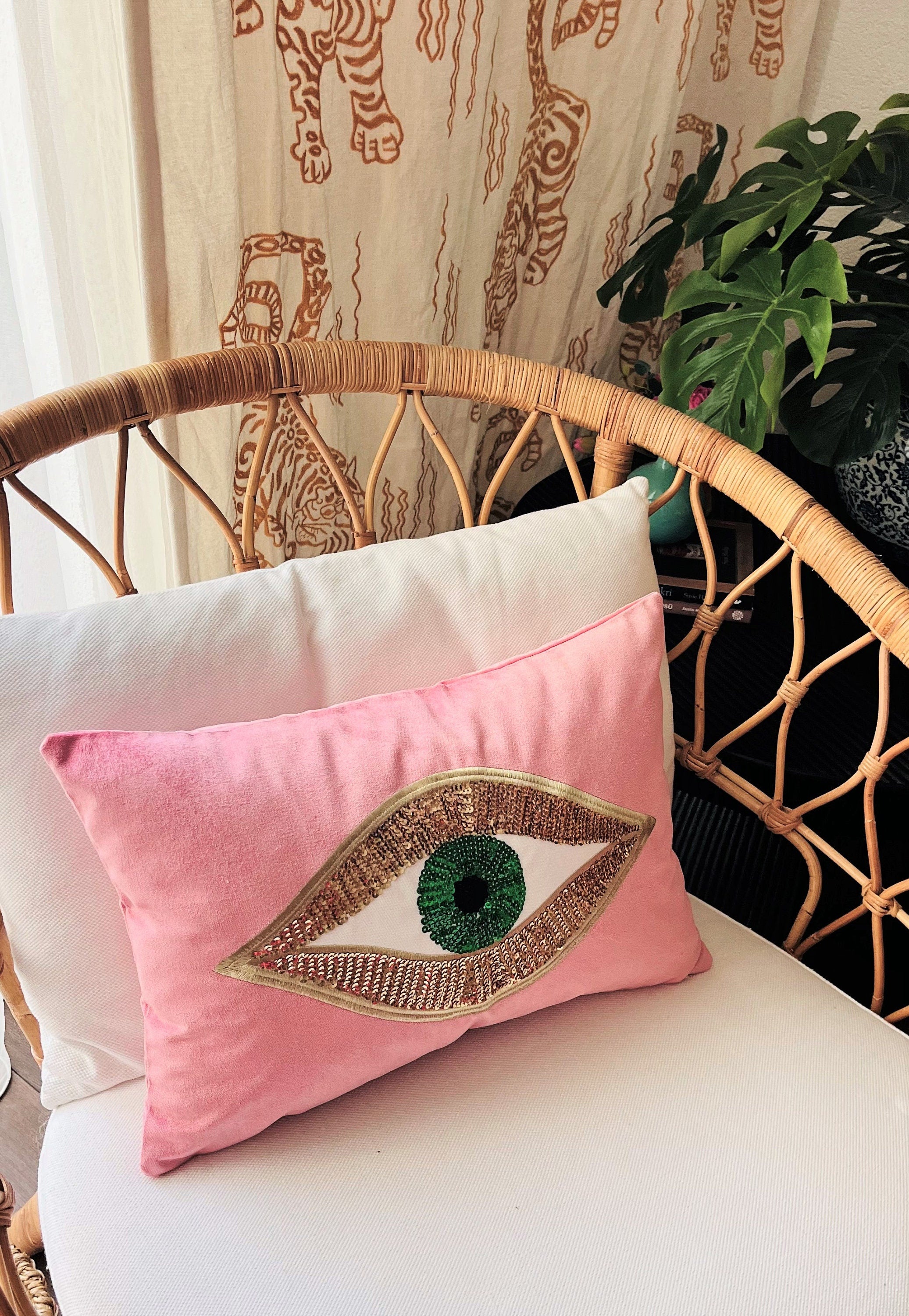 Evil Eye Pattern Throw Pillow For Couch - New Pink Velvet Cushion Cover - Green Eye Sequin Evil Eye Pattern - Protection against Beady Eyes